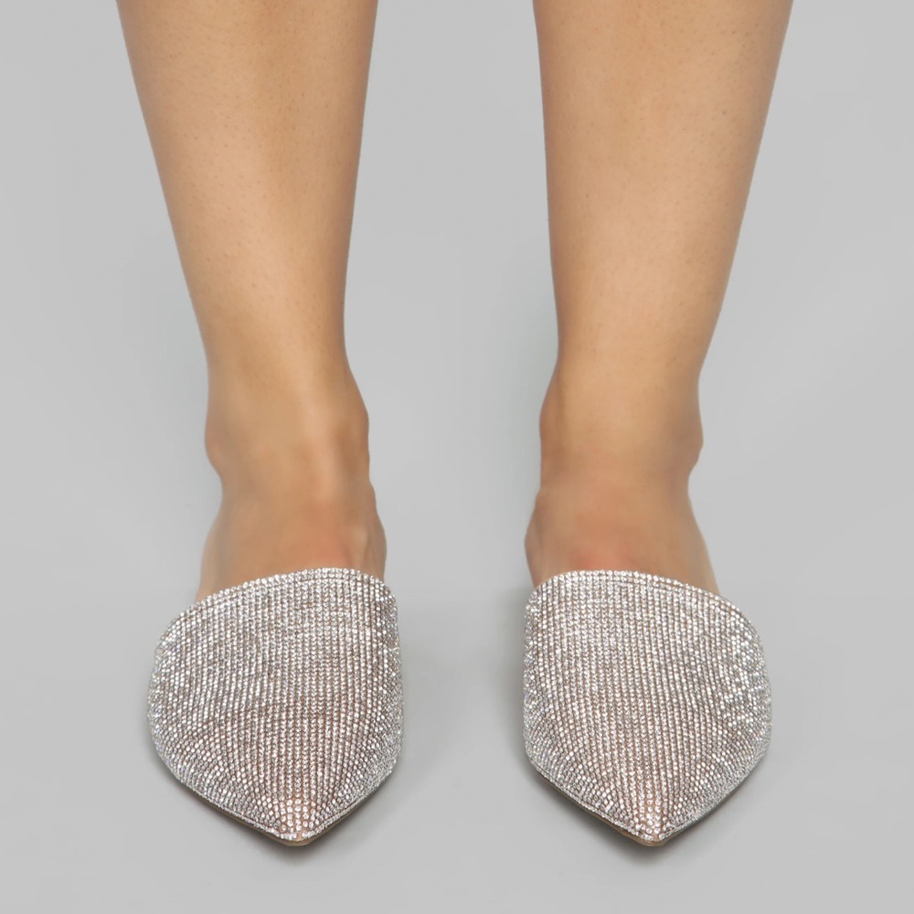 Shine Away Flat - Camel NWOT
